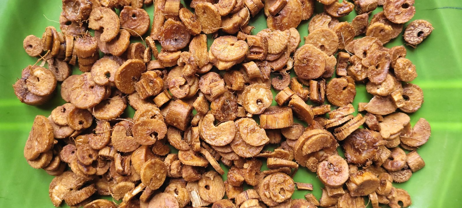 Palmyra Sprout Tuber Jaggery Flakes | கருப்பட்டி ஒடியல் - Image 3
